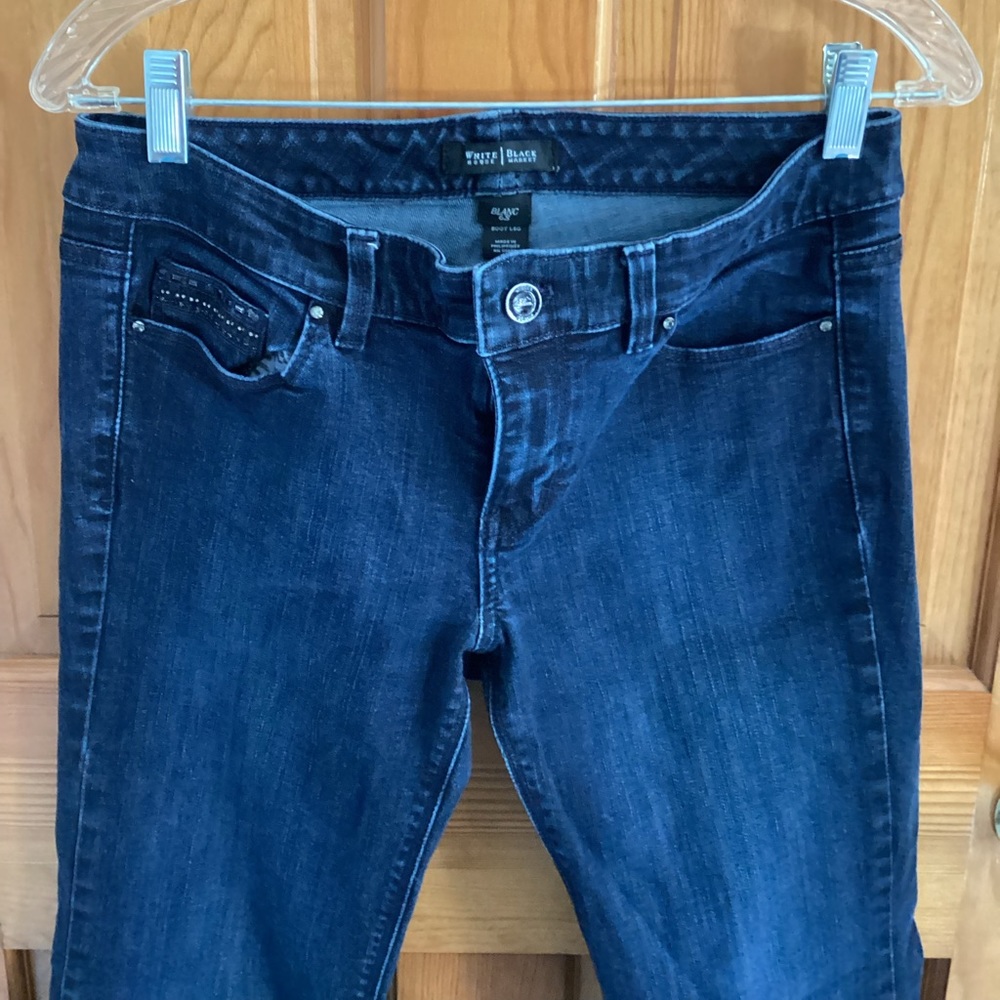 White House Black Market low rise, dark wash, embellished, boot leg jeans. Sz 6S